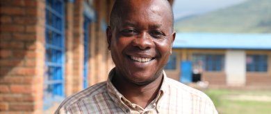 Headteacher Willy Nsengiyumva Kamasa 