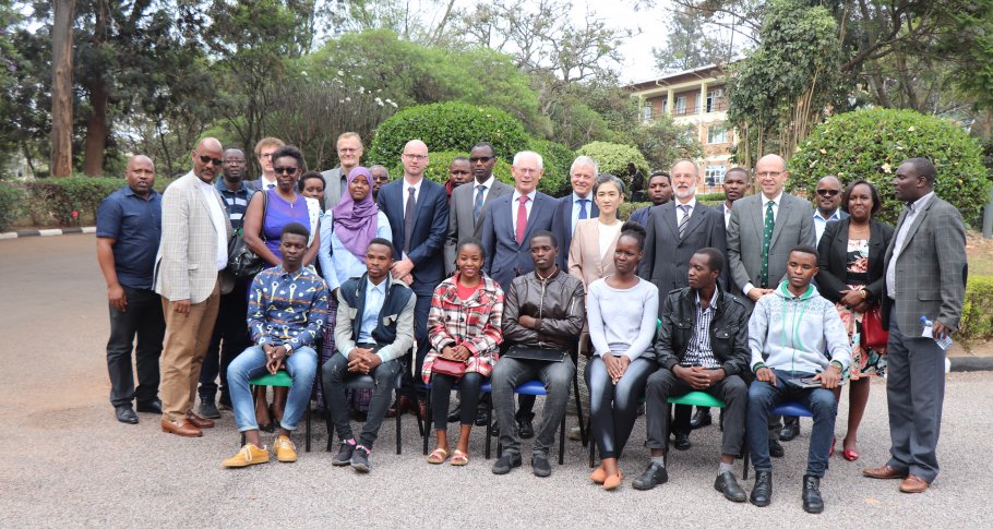 After the lecture at the University of Rwanda, it was time for group photo
